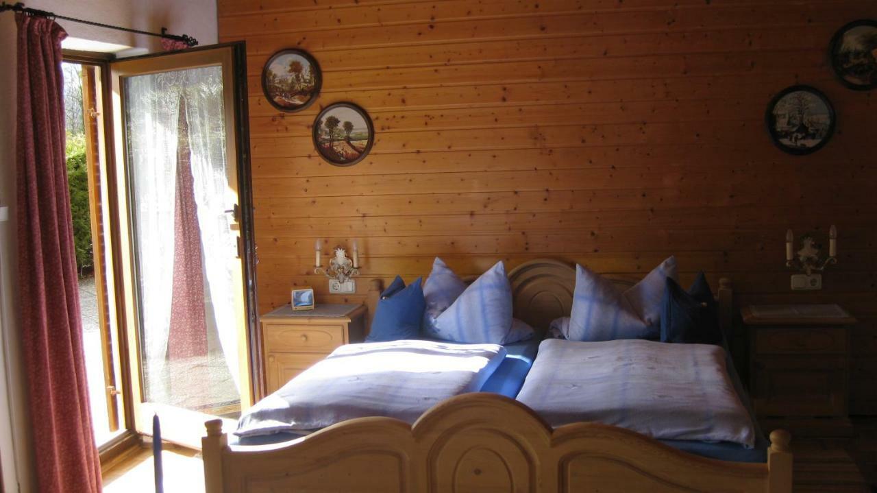 Landhaus Wiesenhof Гармиш-Партенкирхен Екстериор снимка