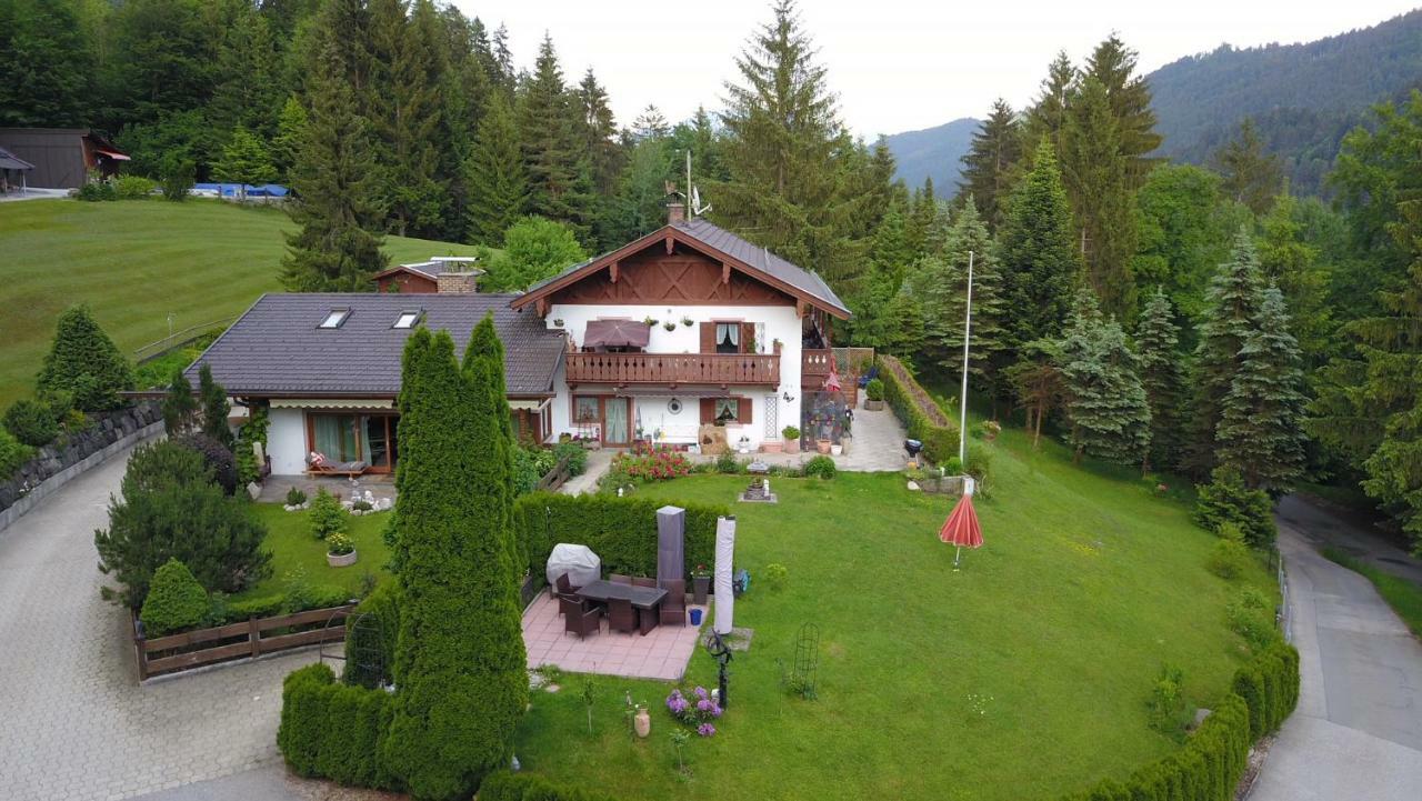 Landhaus Wiesenhof Гармиш-Партенкирхен Екстериор снимка
